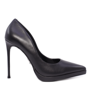 Women's black leather stiletto shoes by Steve Madden, model 1466DPKLASSYN.